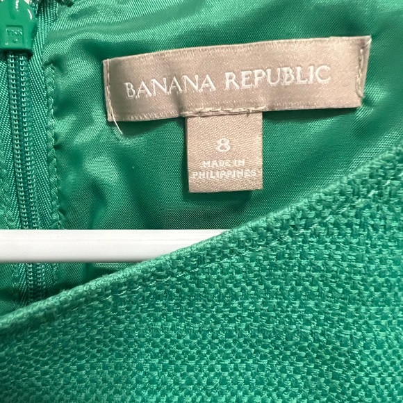 BANANA REPUBLIC SIZE 8 SLEEVELESS SHIFT DRESS BLUE AND GREEN STRIPED - Picture 6 of 7